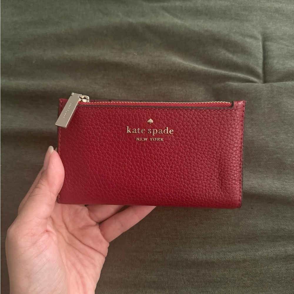 Kate Spade Red sm slimbfold Leather Wallet